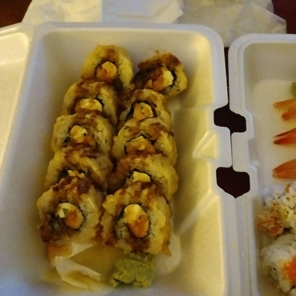 Fried Philly roll Fried Philly roll