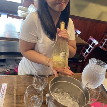 Honkaku Sushi - Sushi Bars Near Me - Glendale Heights, Illinois Honkaku Sushi - Sushi Bars Near Me - Glendale Heights, Illinois
