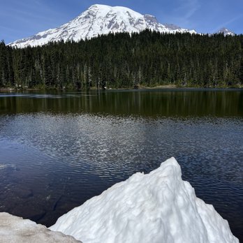 Mount Rainier National Park - Reflection Lake at Mt. Rainier NP - Parks Near Me - Ashford, Washington Mount Rainier National Park - Reflection Lake at Mt. Rainier NP - Parks Near Me - Ashford, Washington