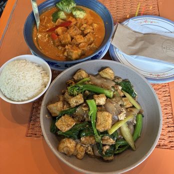 THAI CHEF - ROCKVILLE - Updated July 2025 - 968 Photos & 317 Reviews - 29 Maryland Ave