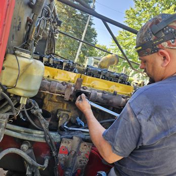 Caldwell Services Mobile Mechanic - Commercial Truck Repair Near Me - New Castle, Pennsylvania Caldwell Services Mobile Mechanic - Commercial Truck Repair Near Me - New Castle, Pennsylvania