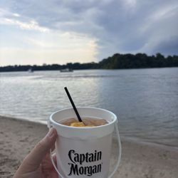 Jellyfish Joel's Tiki Bar - Rum Punch in a Bucket...Y E S !!!