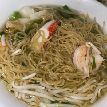 9 Roses - "Mì Wonton Đò Biến" aka Egg Noodles with Wontons & Seafood ($12 not including tax) - Chinese Near Me - Gretna, Louisiana 9 Roses - "Mì Wonton Đò Biến" aka Egg Noodles with Wontons & Seafood ($12 not including tax) - Chinese Near Me - Gretna, Louisiana