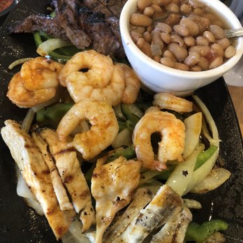 El Torito - 1800 Fajitas... with 4 pieces of Pollo, 6 shrimp, and 4 pieces of flank steak. ($1 per piece) - Mexican Near Me - Corona, California El Torito - 1800 Fajitas... with 4 pieces of Pollo, 6 shrimp, and 4 pieces of flank steak. ($1 per piece) - Mexican Near Me - Corona, California