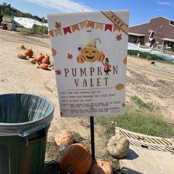 Sweet Eats Adventure Farm - Attraction Farms Near Me - Georgetown, Texas