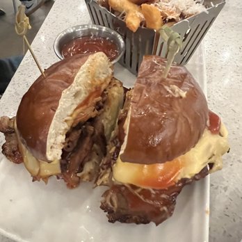 Ballast Point - BBQ brisket ! Yum! - Brewpubs Near Me - Anaheim, California Ballast Point - BBQ brisket ! Yum! - Brewpubs Near Me - Anaheim, California