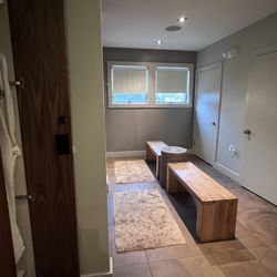 On the Side Day Spa - Bathrooms and shower area