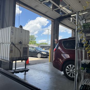Take 5 Oil Change - Inside - Oil Change Stations Near Me - Fort Wayne, Indiana