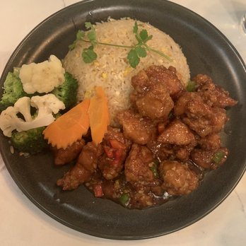 Dok Khao - Siam Chicken - Thai Near Me - Woodbridge, Virginia
