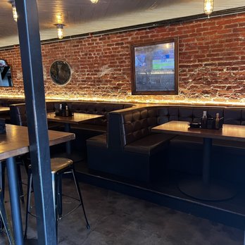 The Charles - Inside - Bars Near Me - Baltimore, Maryland