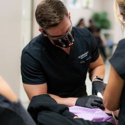 Glisten Dental Studio