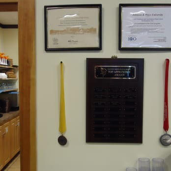 Oliver Smith Restaurant - Articulation Agreements and Awards - American Near Me - Northampton, Massachusetts Oliver Smith Restaurant - Articulation Agreements and Awards - American Near Me - Northampton, Massachusetts