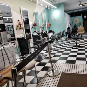 1. Carol's Beauty Salon