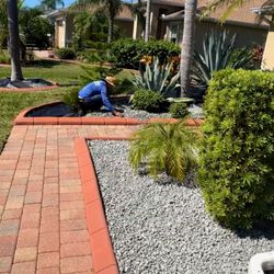 J & R Lawns