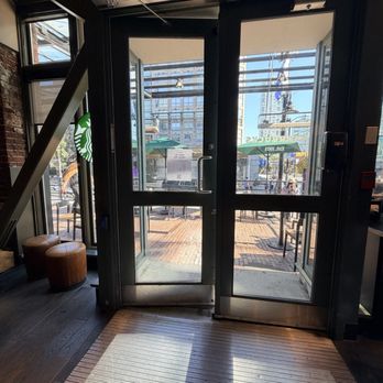Starbucks - Coffee & Tea Near Me - Vancouver, British Columbia Starbucks - Coffee & Tea Near Me - Vancouver, British Columbia