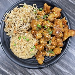 Dragon Wok - Orange chicken combo w/fried rice and bean sprout chow mein
