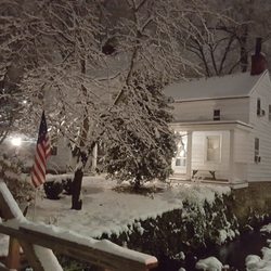 Thomas Paine Cottage - Thomas Paine Cottage a beautiful snowy night