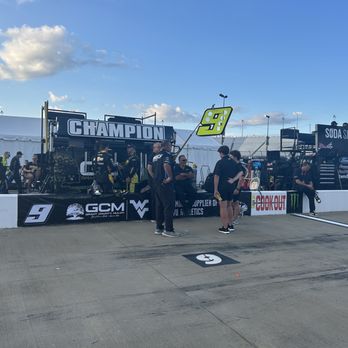 Richmond Raceway - Pit stop area - Stadiums & Arenas Near Me - Richmond, Virginia Richmond Raceway - Pit stop area - Stadiums & Arenas Near Me - Richmond, Virginia