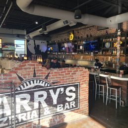 Parry's Pizzeria & Taphouse