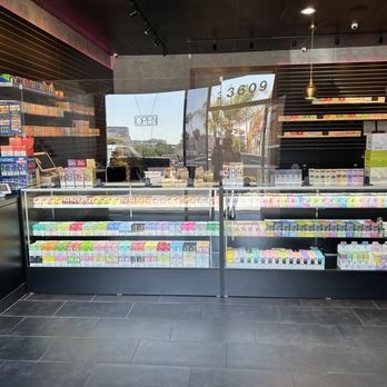 1010 Smoke Shop - Vape Shops Near Me - Los Angeles, California 1010 Smoke Shop - Vape Shops Near Me - Los Angeles, California