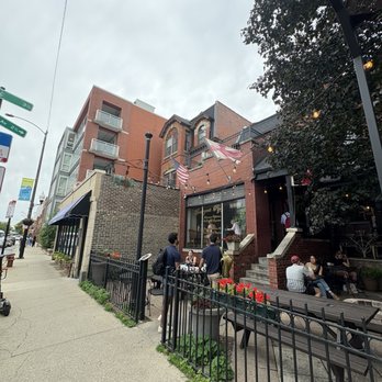 Bourgeois Pig Cafe - Front of building - Coffee & Tea Near Me - Chicago, Illinois