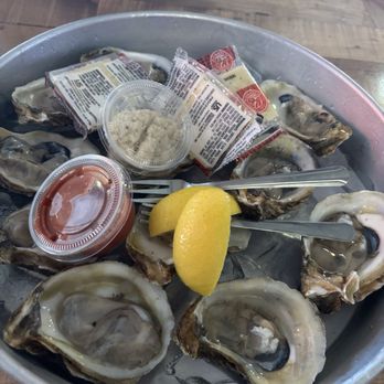 Stinkin Crawfish Key West - Oysters! - Cajun/Creole Near Me - Key West, Florida Stinkin Crawfish Key West - Oysters! - Cajun/Creole Near Me - Key West, Florida