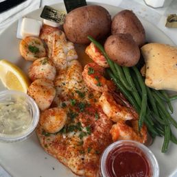 Broiled Seafood Platter
