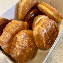 The Donut Hole By Milton's Donuts - You deserve a donut!
