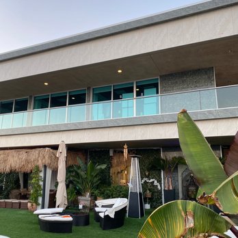 Rafi Lounge - Yoga Near Me - Malibu, California