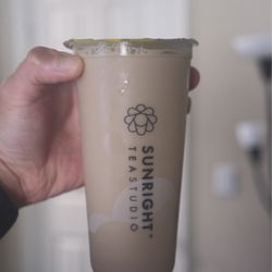 Sunright Tea Studio - Sunnyvale - Tie Guan Yin Oolong Milk Tea