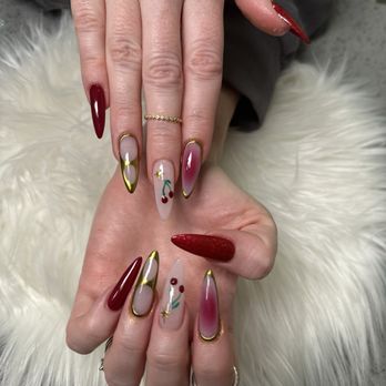 GT Nails And Spa - Obsessed with my new nail salon! Tonya is outstanding with designs, and all of the staff is super friendly. - Nail Salons Near Me - Foothill Ranch, California