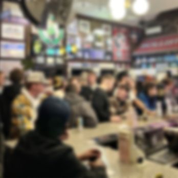 Casey's Pub - Night before Thanksgiving. - American Near Me - Holliston, Massachusetts