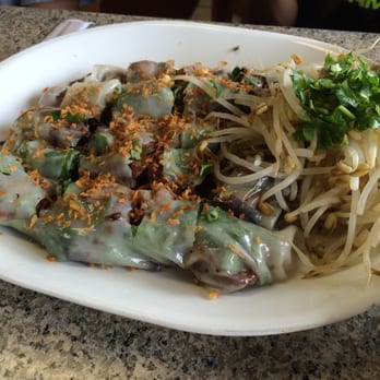 Thien Thanh - #11 Banh Cuon Thit Nuong or steamed rice paper with bbq pork. - Vietnamese Near Me - Houston, Texas Thien Thanh - #11 Banh Cuon Thit Nuong or steamed rice paper with bbq pork. - Vietnamese Near Me - Houston, Texas