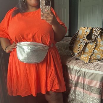 Ari and Ava - This dress and fanny pack are Ari & Ava - Women's Clothing Near Me - Nashville, Tennessee