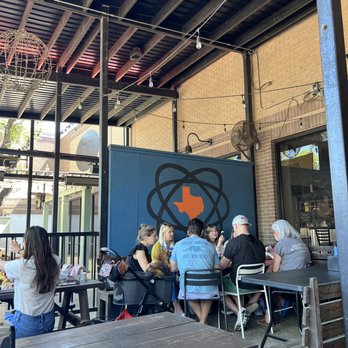 Interstellar BBQ - Many outdoor seating options. - Barbeque Near Me - Austin, Texas Interstellar BBQ - Many outdoor seating options. - Barbeque Near Me - Austin, Texas