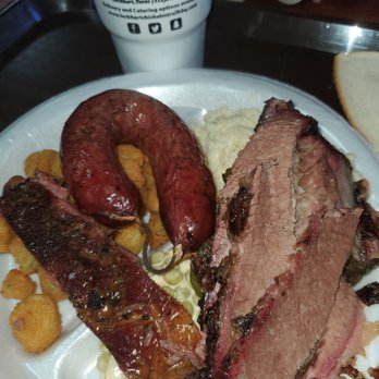 Lockhart Chisholm Trail BBQ - 3 meat plate - Barbeque Near Me - Lockhart, Texas