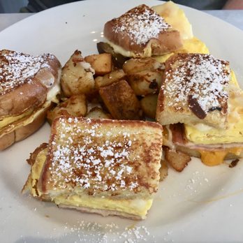 DeVivo's Eatery - Breakfast Cheesy Monte Cristo w/ potatoes Yum! It - New American Near Me - Keller, Texas