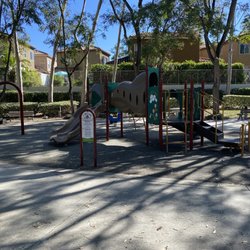 Los Abanicos Trail Playground