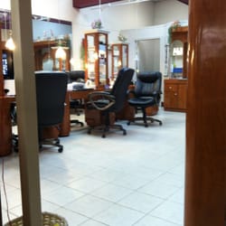 Nail Spa Inc - Large and clean