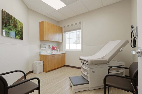 ACCELERATED URGENT CARE - Updated April 2026 - 53 Photos &amp; 201 Reviews ...