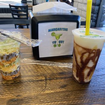 Margaritas To Go - White Russian with chocolate & Carmel - Cocktail Bars Near Me - Burleson, Texas Margaritas To Go - White Russian with chocolate & Carmel - Cocktail Bars Near Me - Burleson, Texas