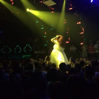 Blue Space - Dance Clubs Near Me - São Paulo, SP