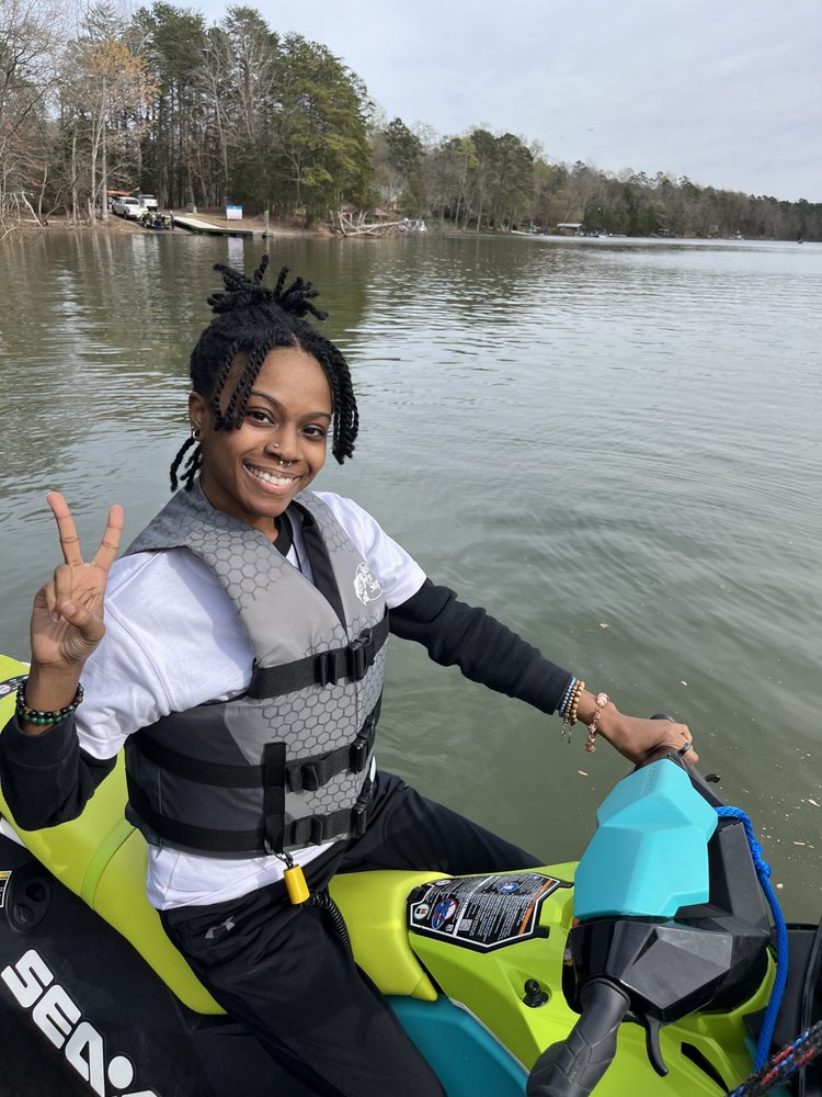 WAVESANDY WATER RENTALS Updated August 2024 30 Photos Charlotte, North Carolina Jet Skis