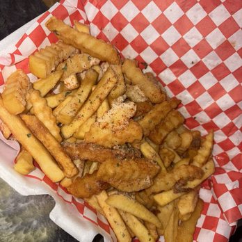 The Potluck - Chicken Wings Near Me - Austin, Texas