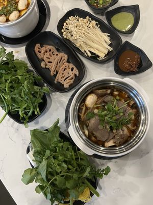 Jasmine 26 Hot Pot Restaurant and Bar by null