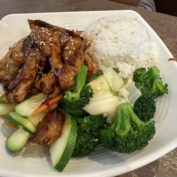 A Table Wayne's Kitchen - Honey Soy Glaze Chicken - Asian Fusion Near Me - Manteca, California A Table Wayne's Kitchen - Honey Soy Glaze Chicken - Asian Fusion Near Me - Manteca, California