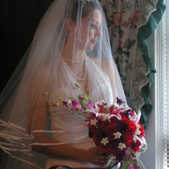 Elegant Floral - Country Bride - Florists Near Me - Dallas, Oregon Elegant Floral - Country Bride - Florists Near Me - Dallas, Oregon