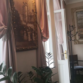 Café Elefant - Cafes Near Me - Karlovy Vary, KA Café Elefant - Cafes Near Me - Karlovy Vary, KA