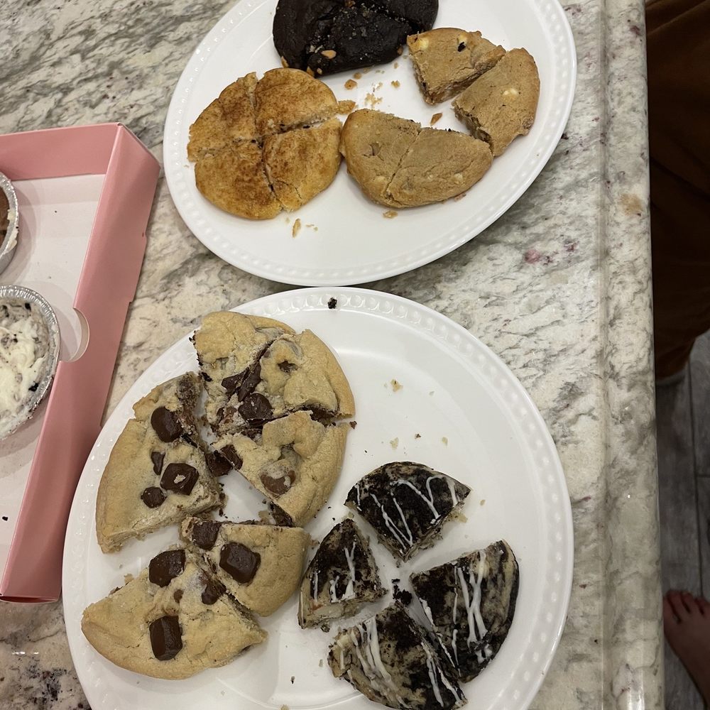 Top plate Insomnia Cookies; bottom plate Crumbl Top plate Insomnia Cookies; bottom plate Crumbl