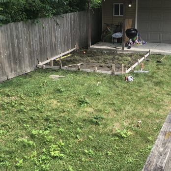 Arturo's Handyman Business - Before of patio - Masonry/Concrete Near Me - Chicago, Illinois